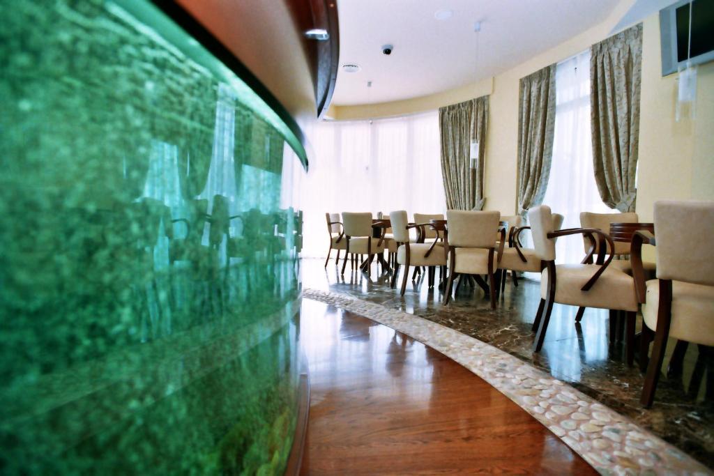 סלאבונסקי ברוד Hotel Savus מראה חיצוני תמונה